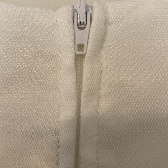 Rare Edition elegant formal dress. Size 5T. Excellent condition. - Picture 4 of 5